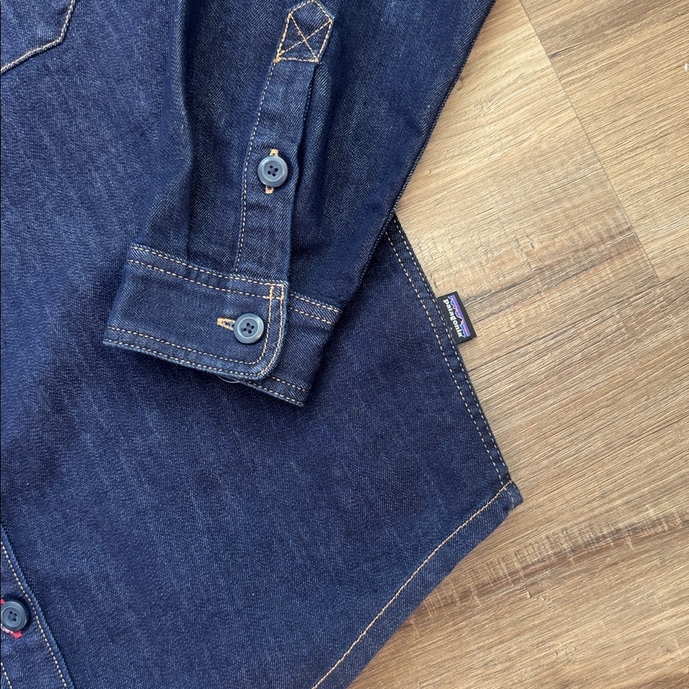 MENS PATAGONIA DENIM SHIRT Small Dark Wash - Picture 2 of 5